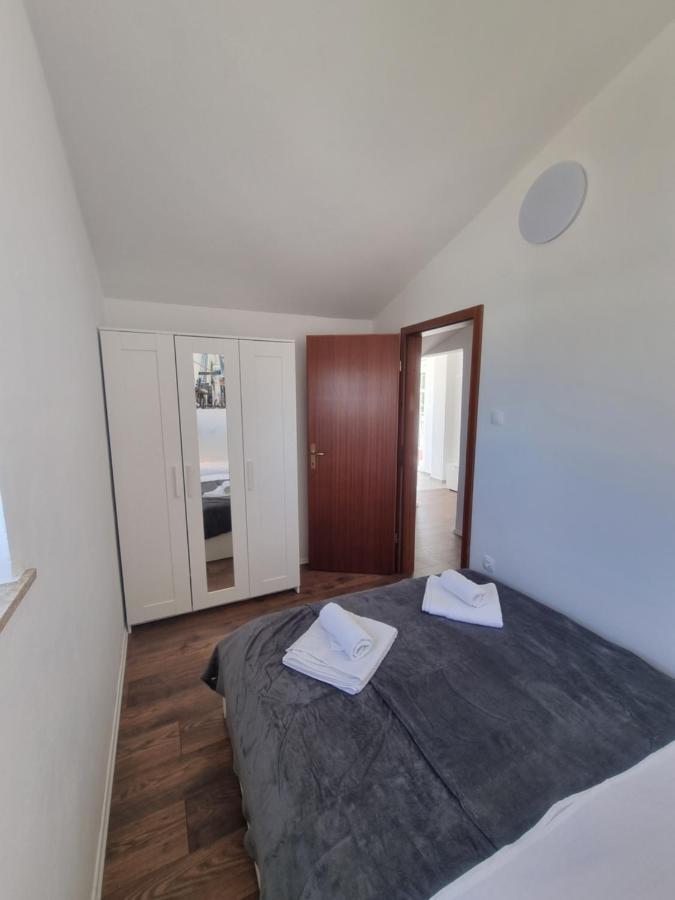 Miric Apartment *
